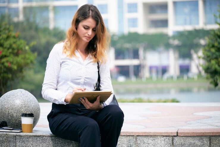 What makes structuring an MBA dissertation different from other fields?