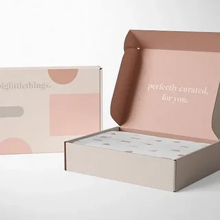 standard mailer box sizes