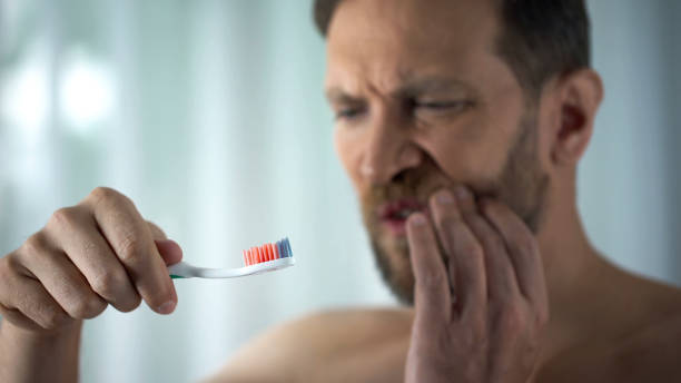 How to Handle Tooth Pain Before Seeing a Dentist