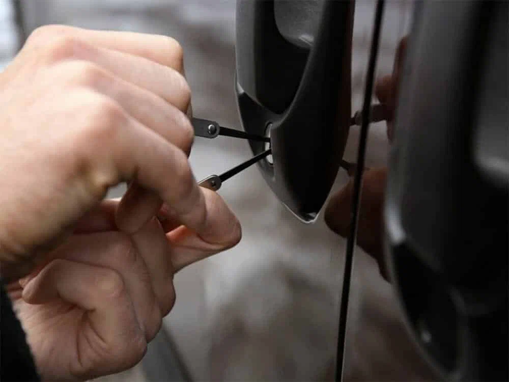 Automotive Locksmith Services