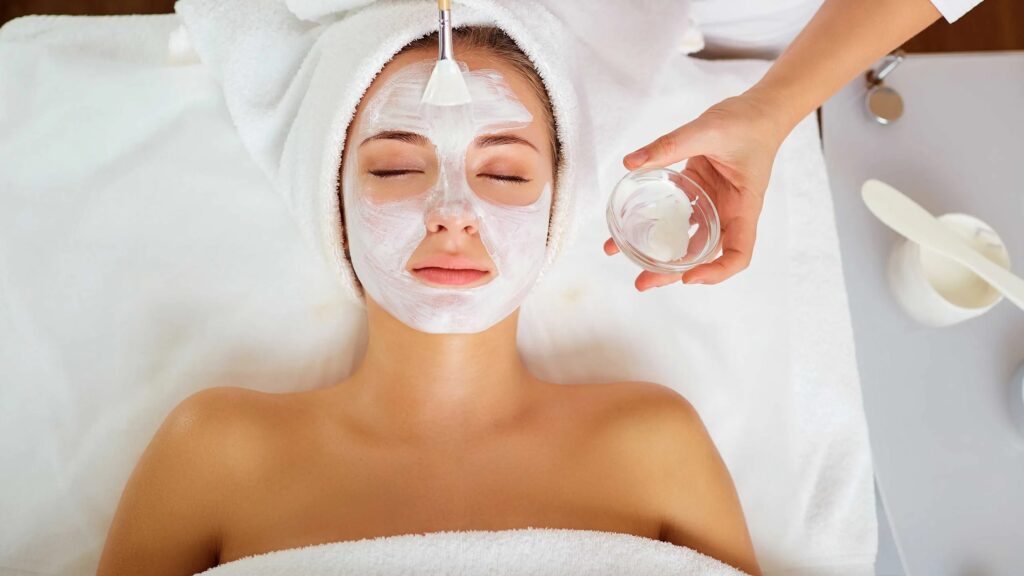 Deep Cleansing Facial with Extraction in Dubai