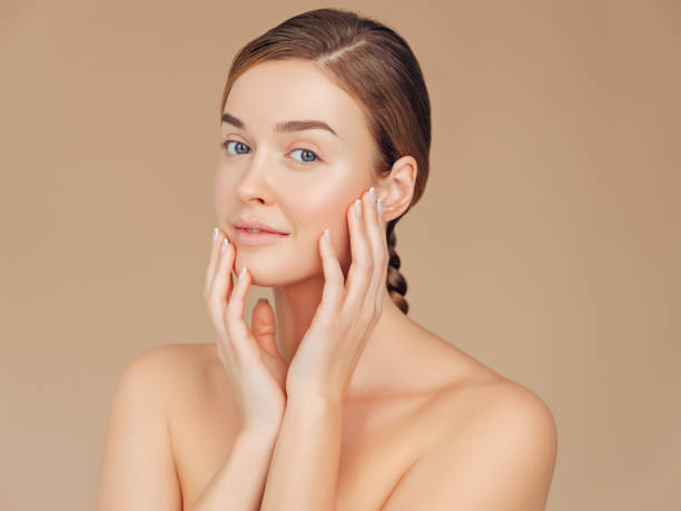 كيف يساعد علاج البلازما الغنية بالصفائح الدموية على تجديد شباب البشرة؟