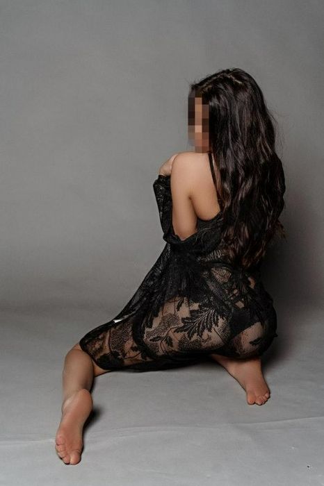 Ночные бабочки постарше: Оттенки поддержки и свободы в мире интим-досуга