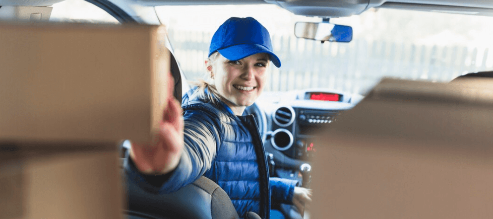 Cut Your Australian Delivery Bills with Reward-Powered Local Couriers